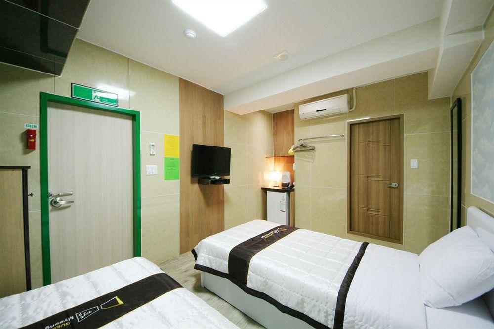 Guesthouse Myeongdong 2 Szöul Kültér fotó