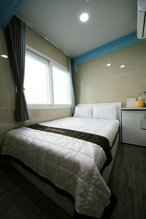 Guesthouse Myeongdong 2 Szöul Szoba fotó